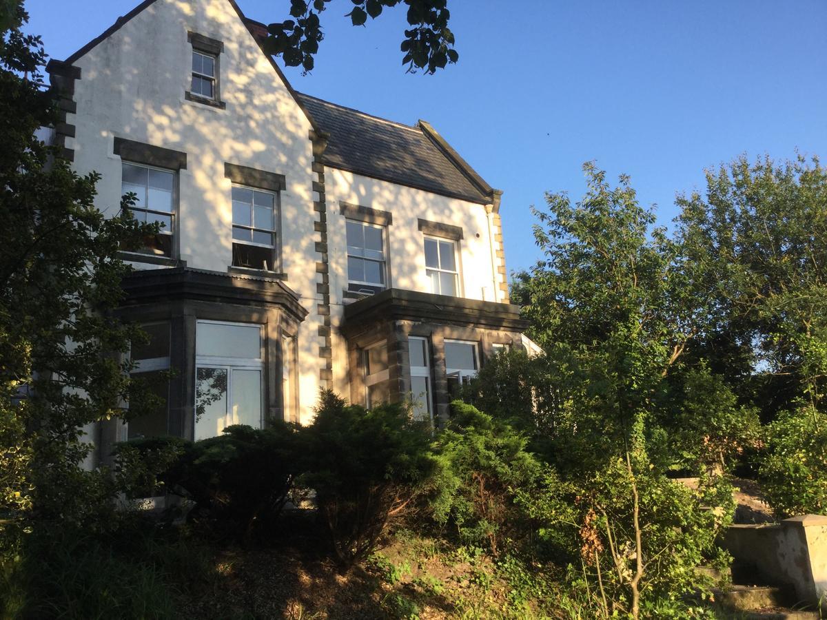 Grosmont House Bed & Breakfast Exterior photo